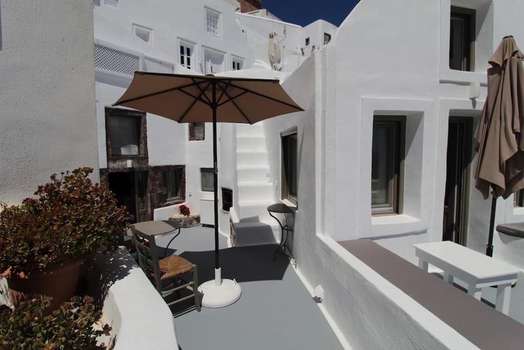אויה Astrea Suites "Ostria Cave Villa-Outdoor Jacuzzi" מראה חיצוני תמונה